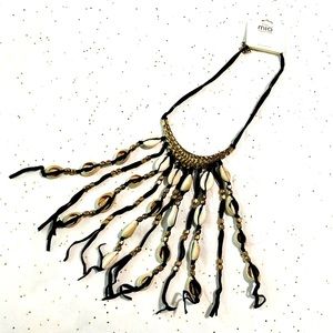 4/$25 Shell Necklace